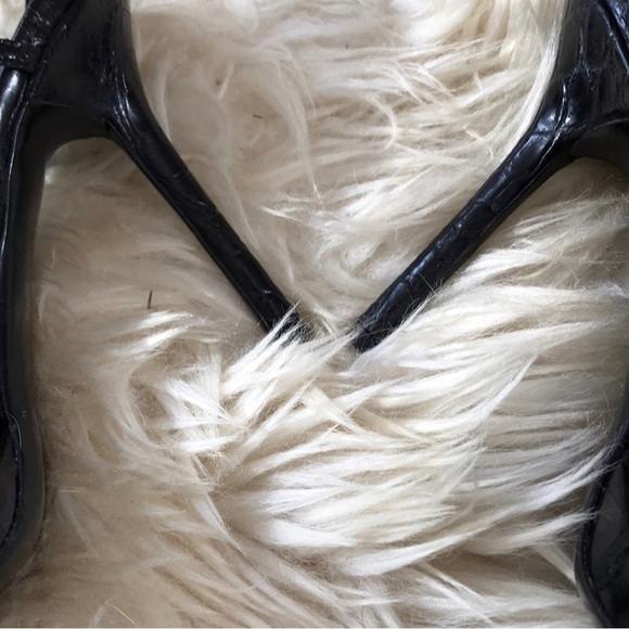 Valentino Black elegant heels. - Picture 3 of 7